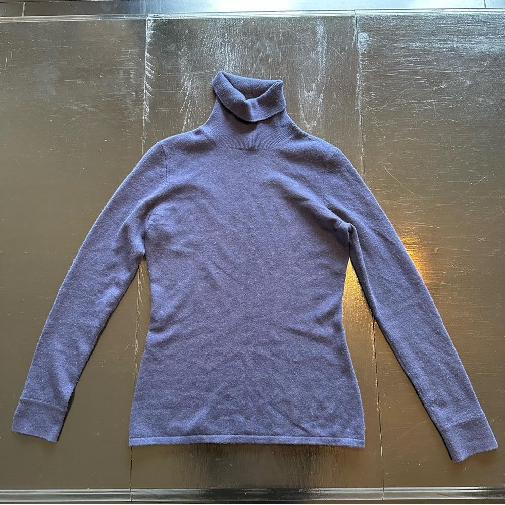 Saks Fifth Ave XS Dark Blue 100% Cashmere Sweater Turtleneck Dressy Soft
